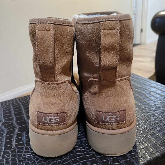 UGG Classic Short Boot Chestnut Suede 1 Inch Heel Women’s Size 10 Pre-Loved - Picture 4 of 7